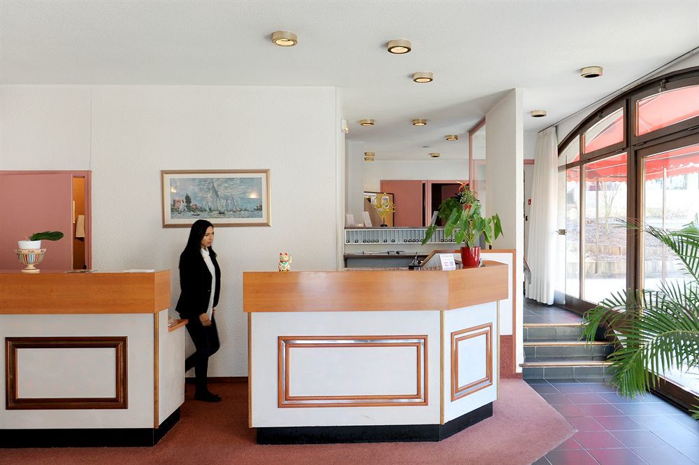 Hotel Le Bourgogne Evian-les-Bains Exterior photo