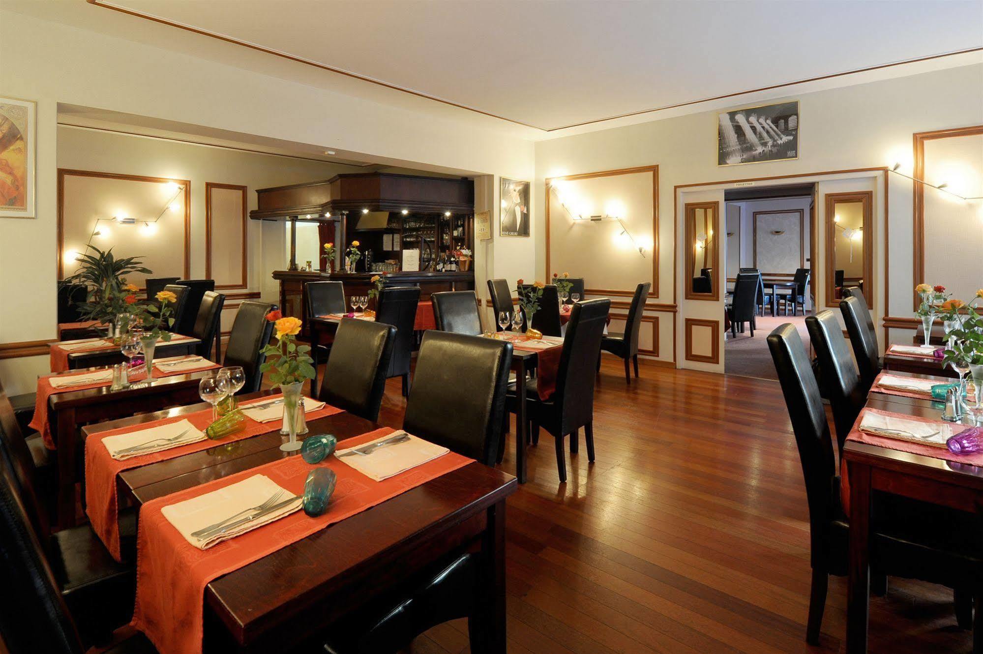 Hotel Le Bourgogne Evian-les-Bains Exterior photo