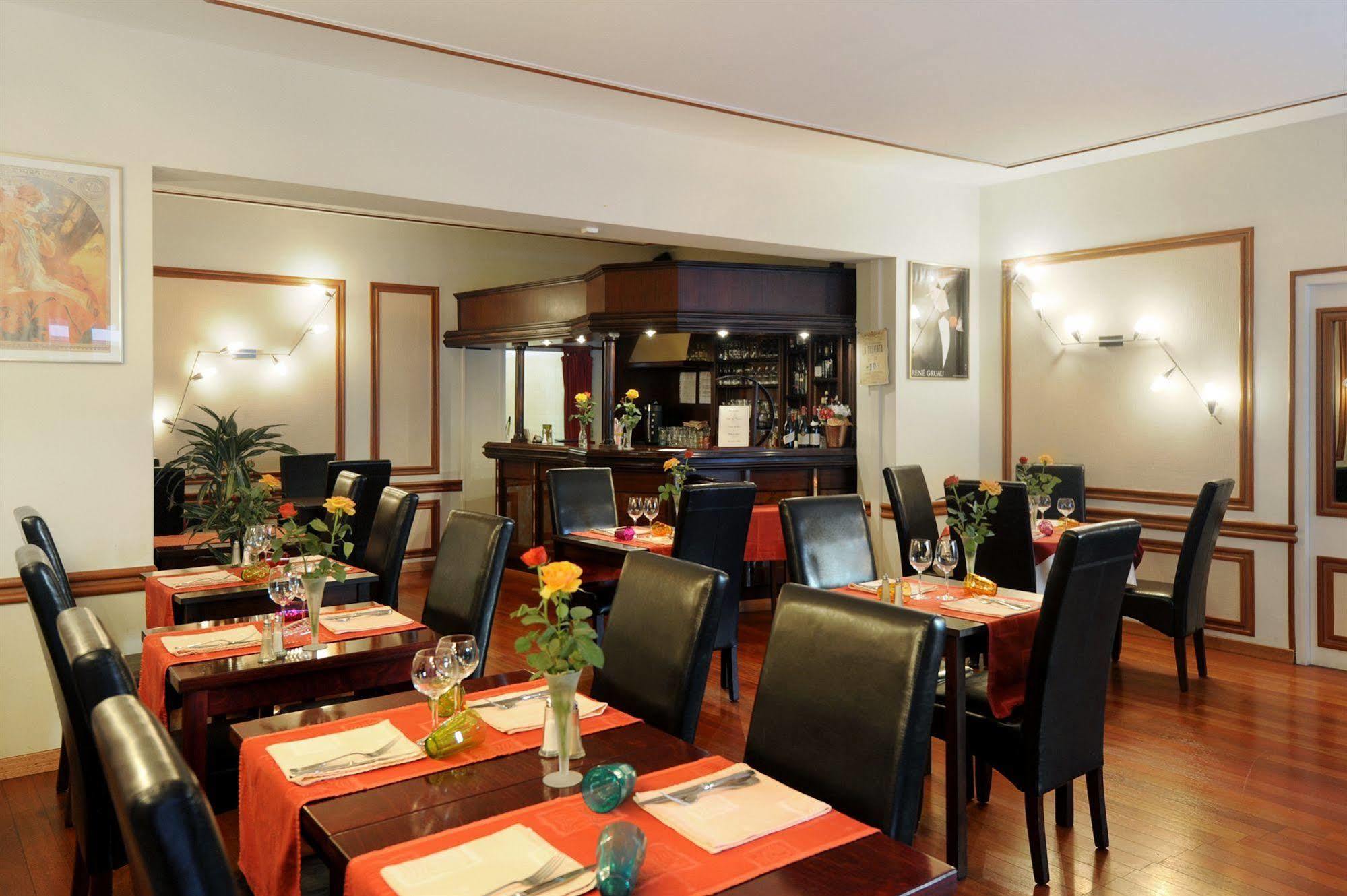 Hotel Le Bourgogne Evian-les-Bains Exterior photo